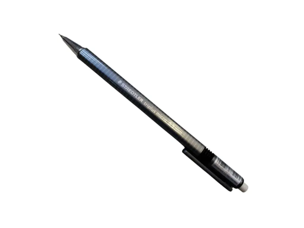 قلم فطع ثقيل مع ممحاة من staedtler الألمانية 